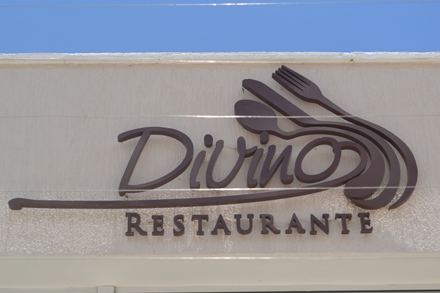 divino-06.jpg divino-06.jpg